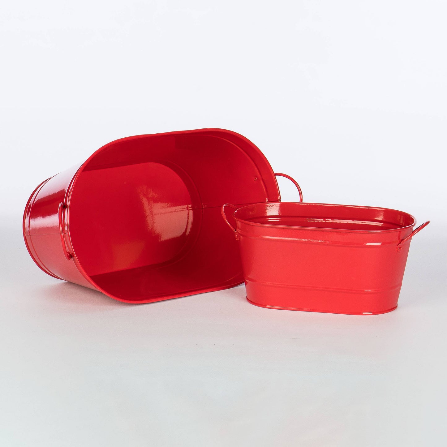 Tin w/side handles- Red
